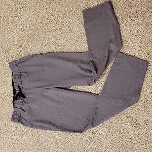 Lululemon NWOT Grey Gray Pants Sz 6